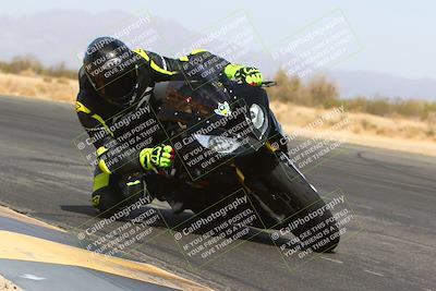 media/Apr-10-2022-SoCal Trackdays (Sun) [[f104b12566]]/Turn 7 Inside (1025am)/